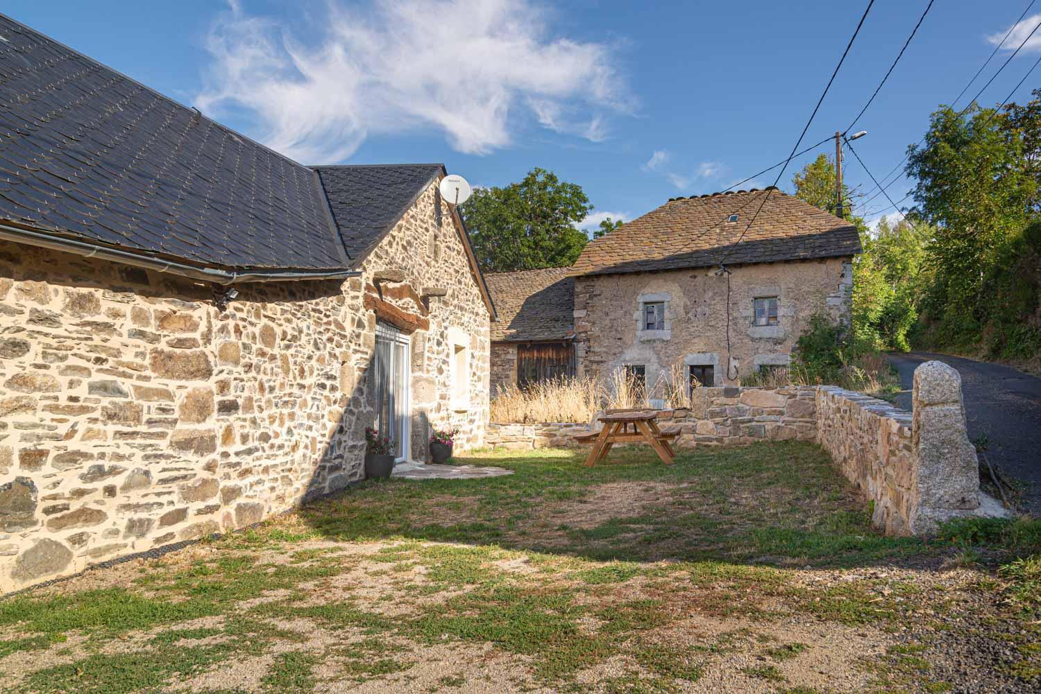 Gite Gite La Bergerie 5/6 Personnes Montrodat Exterior photo